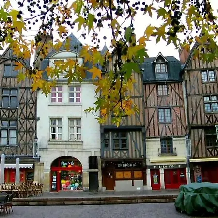 Le Velpeau / Gare Apartment Tours